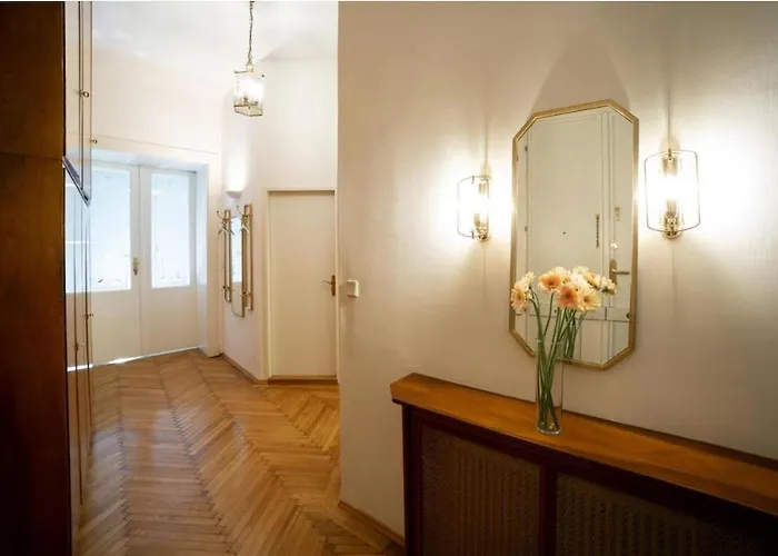 Premium With Shared Balcony & Free Parking * Vienna